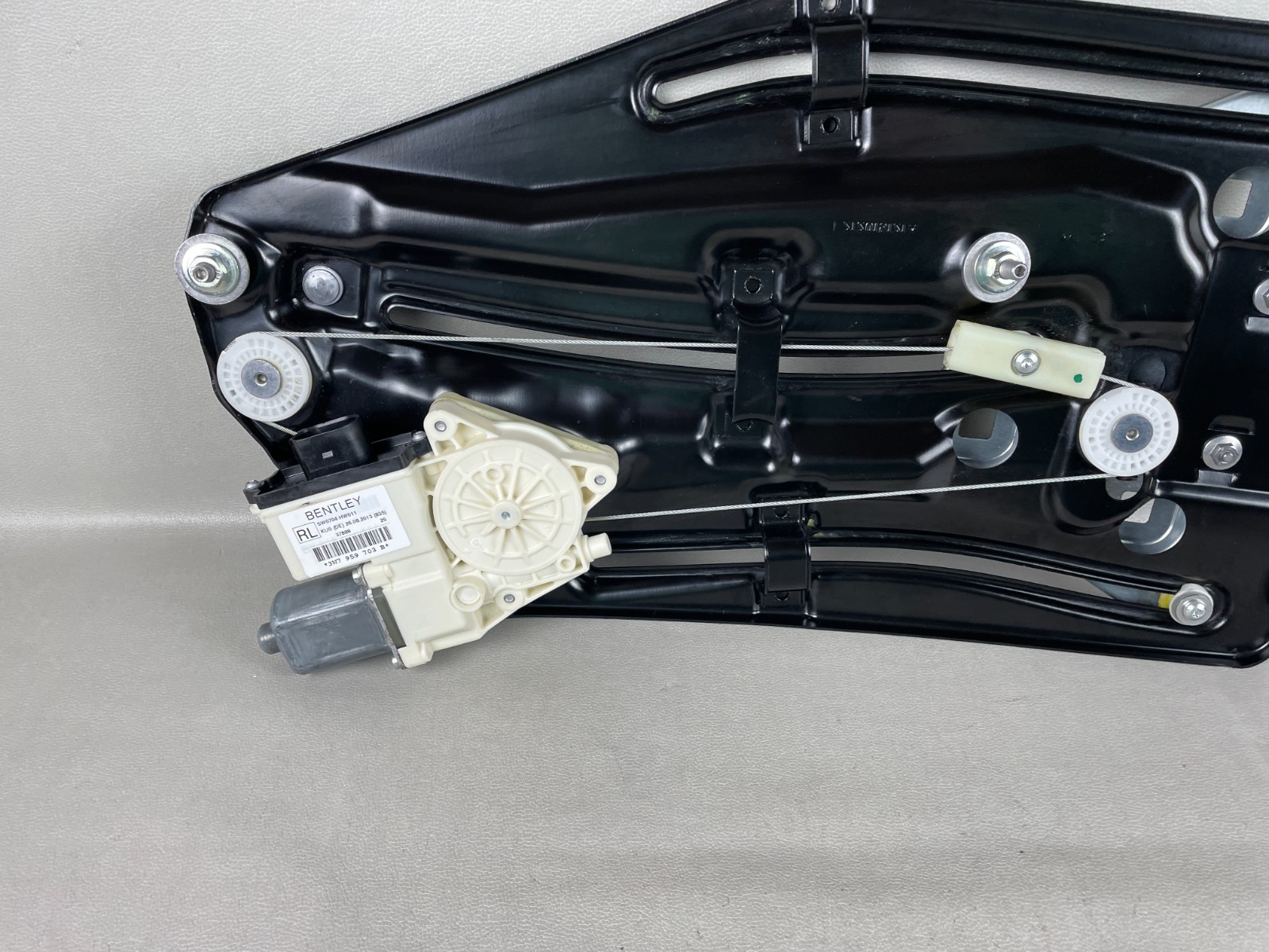NEW! 07-11 Bentley Continental GTC Speed Rear Left Quarter Window Regulator OEM