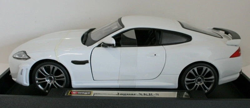 Burago масштаб 1/24 18-21063 - Jaguar XKR-S - белый - Изображение 2 из 4