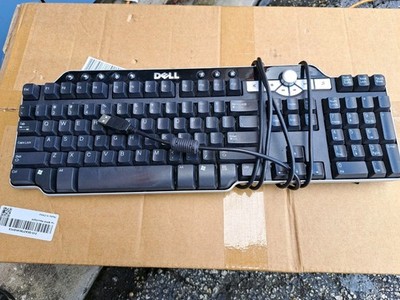 Dell SK-8135/DEL 1 USB Hub Wired  Multimedia Keyboard