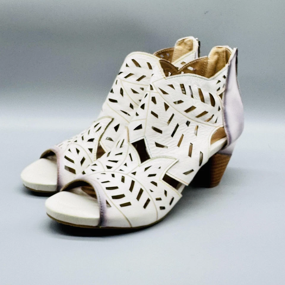 L'Artiste Spring Step Shoes Womens 10 White Leather Icon Sandals Cutout Peep Toe - Image 4 of 4