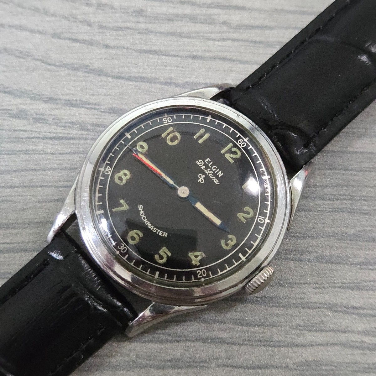 ブラッケンリッチウォッチバンド　ヴィンテージ Vintage ELGIN DeLuxe men's manual wind watch Military cal