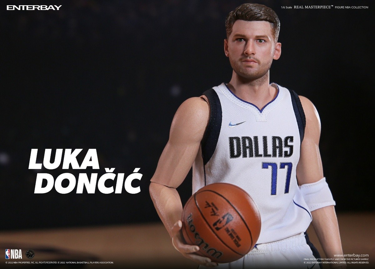 ENTERBAY RM-1092 REAL MASTERPIECE LUKA DONCIC Basketball 1/6 ENTERBAY RM-1092 REAL MASTERPIECE LUKA DONCIC Basketball 1/6