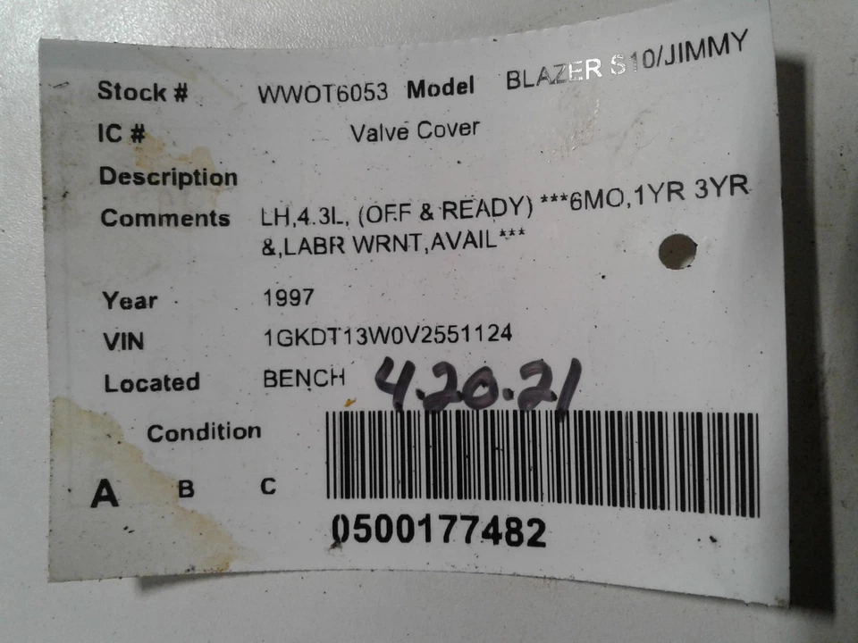 Used Engine Valve Cover fits: 1997 Gmc Blazer s10/jimmy s15 Valve Cover Grade A - Image 3 of 4