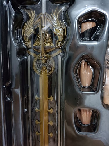 Play Arts Kai Final Fantasy XV Gladiolus Amicitia 11" Figure OfficialNo Box - Picture 14 of 19