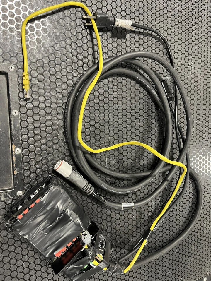 Philips Color Kinetics 106-000004-00 Data Enabler Pro ZCX400 100-240V - Image 2 of 4