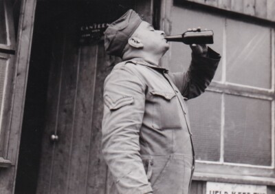 Original Pressefoto 2.WK Palästinensische AMPC Einheit in Frankreich beim Biergenuss 1.5.40
