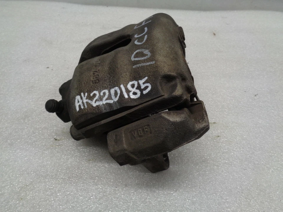 Pinza de freno delantera derecha del lado del pasajero Volkswagen CC 2009-2017 AK220185 Foto 3 de 4