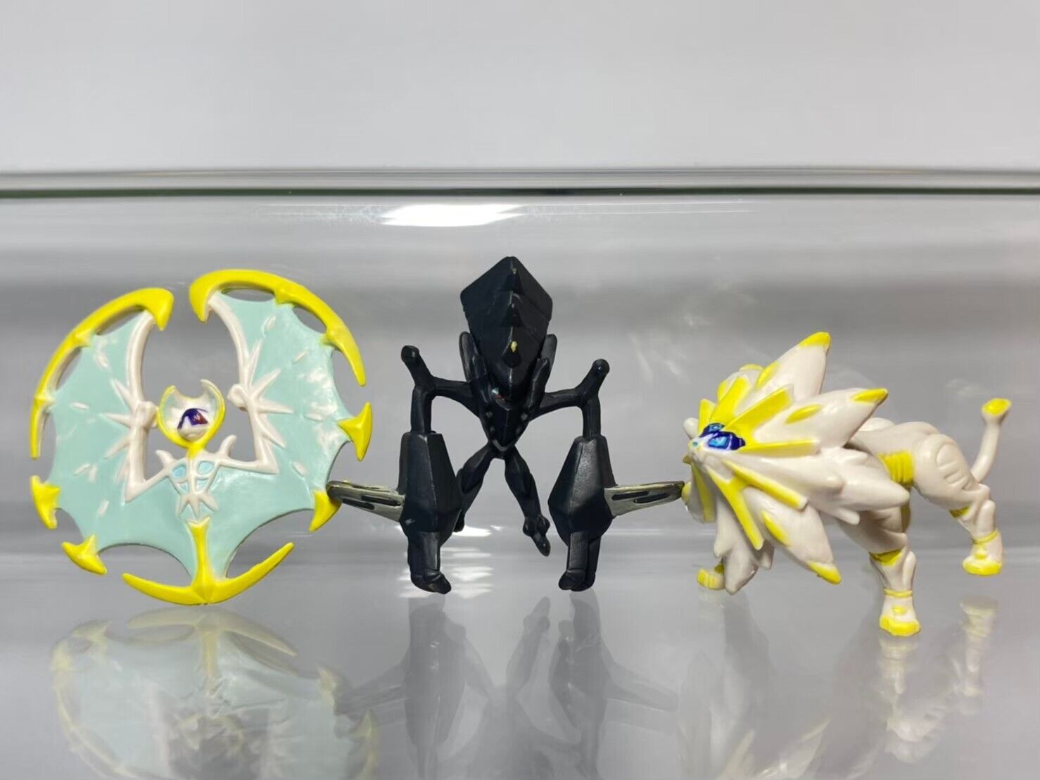 Bonecos Pokémon Legendary Figure 12 - Solgaleo + Lunala + Necrozma