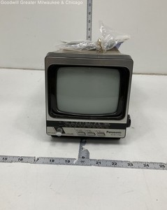 Vintage Panasonic Model TR-5111T Mini Portable Television AM/FM Radio - UNTESTED