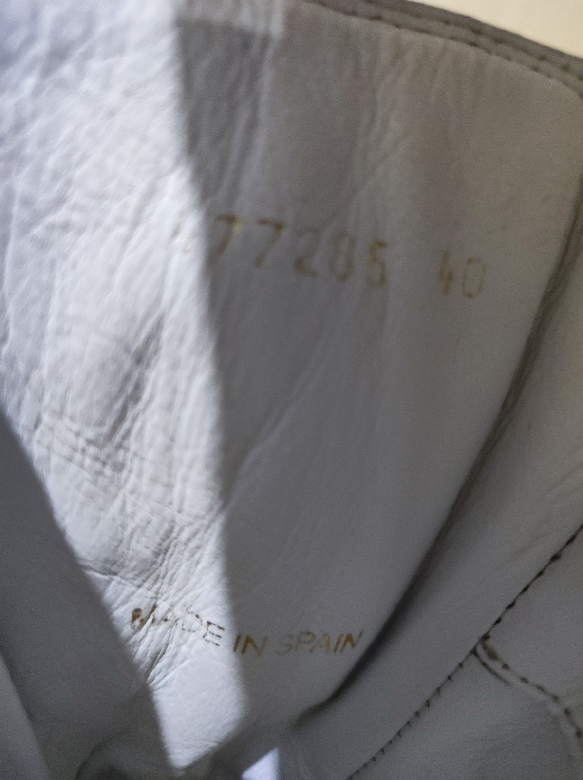 Balenciaga arena low white size 7 EU40 leather sneakers thumbnail 23