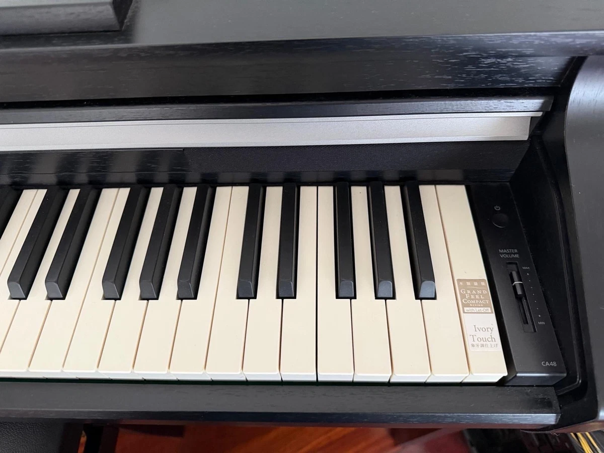Piano Kawai CA 48 seminuevo