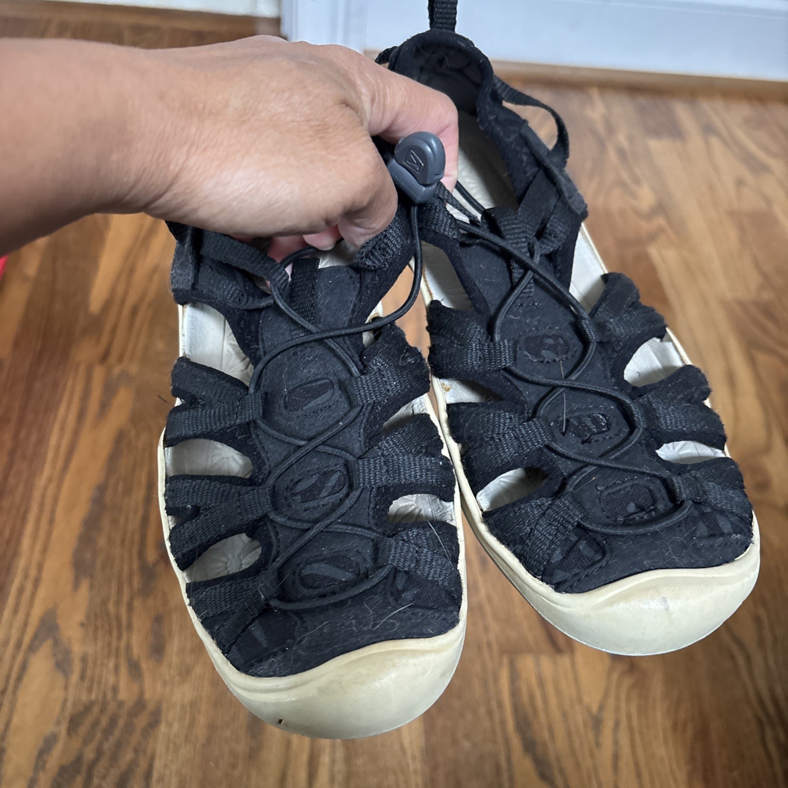 Sandali Keen Moxie bambino 3 ragazze punta chiusa pescatore nero acqua casual