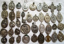 40 OLD CATHOLIC MEDAL ST JUDE ANN ANTHONY POPE PEREGRINE HOLY FACE BROTHER ANDRE
