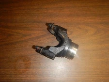 Jeep Wrangler Cherokee Grand XJ WJ   Dana 35 Rear Axle Pinion Yoke Hardware 