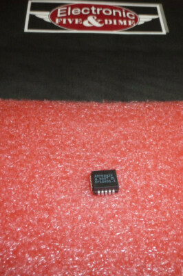 AD7524JP AD  D/A Converter, 1 Func, Parallel, 8 Bits Input Loading PQCC20 IC