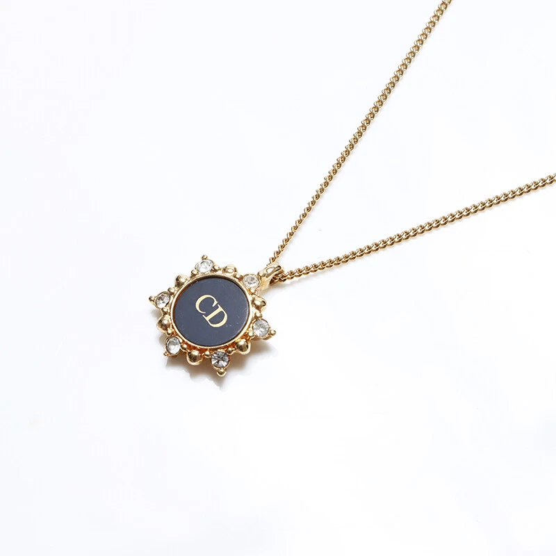 Ciondolo Collana CD Strass Christian Dior Oro L15mm x H15mm Catena L36cm