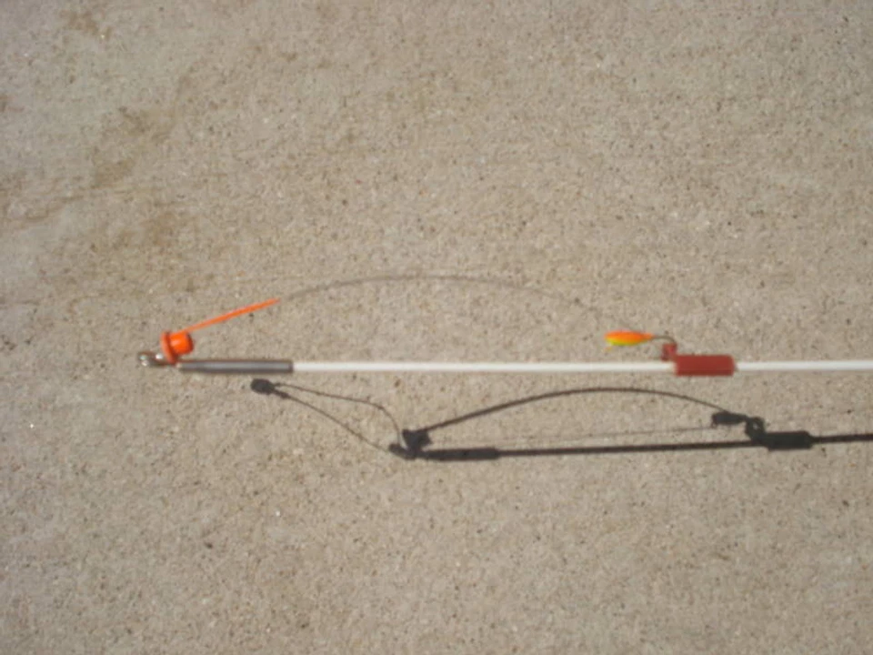 21" Schooley Ice Rod/Reel Combo w/ Line, Jig, Bobber, Stand, Made in USA #1321 - Image 4 of 4