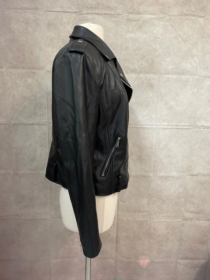 Jaqueta de motocicleta Forever 21 feminina preta tamanho 1X - Imagem 4 de 4