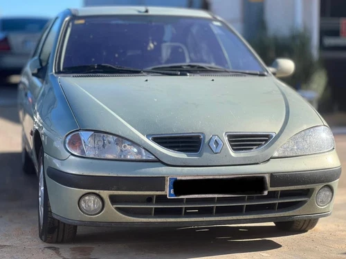 7700427574 Modanatura Anteriore per RENAULT MEGANE I FASE 2 CLASSIC (LA.. 205372 - Foto 6 di 9