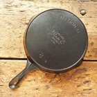 Vintage WAGNER WARE Cast Iron SKILLET Frying Pan # 8  NATIONAL - Ironspoon