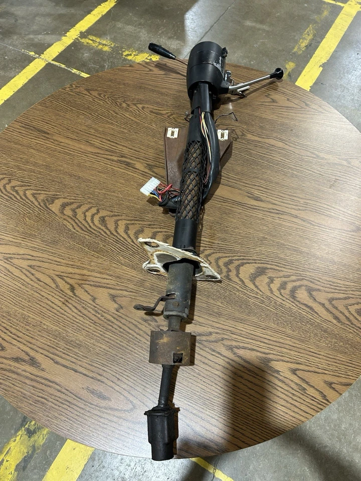 1972 Plymouth Fury/Dodge Polara Steering Column W/Cruise And Keys Foto 3 de 4