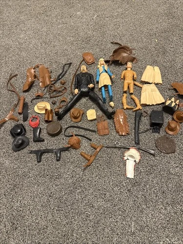 Large Vintage Lot Of Marx Johnny West Figures And Accessories Wow!