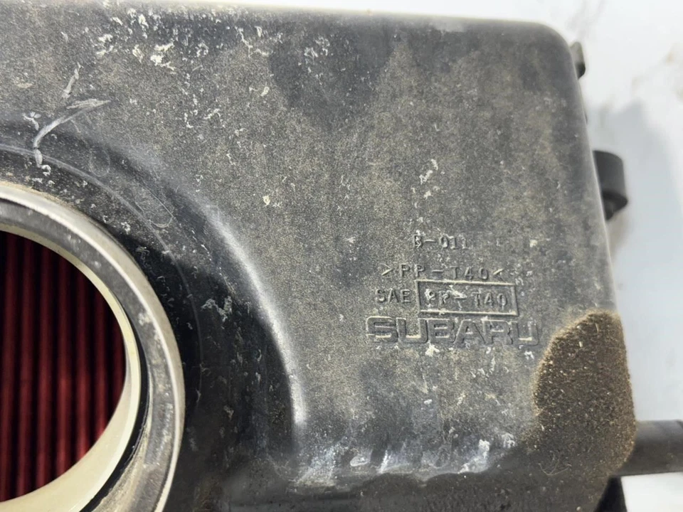 Caja de filtro de aire Subaru Legacy Outback 2000-2004 caja de admisión caja de aire fabricante de equipos originales Foto 2 de 4