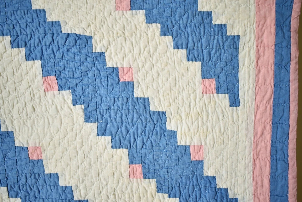 GRAPHIC Vintage 30's Barn Raising Log Cabin Antique Crib Quilt ~MINIATURE SCALE! - Image 4 of 4