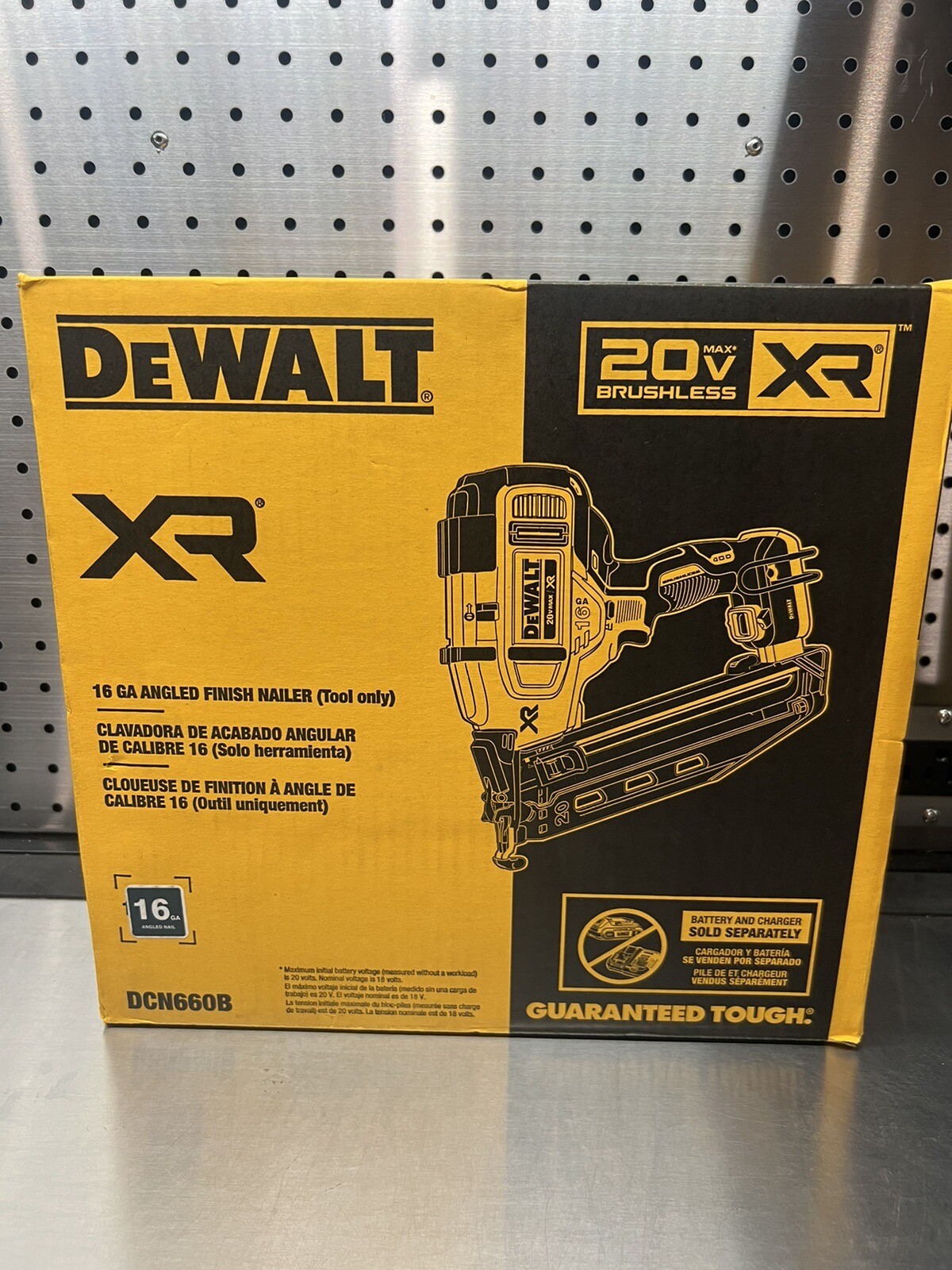 DEWALT DCN660B 20V MAX XR 16 Ga 21/2" Angled Finish Nailer (Tool Only