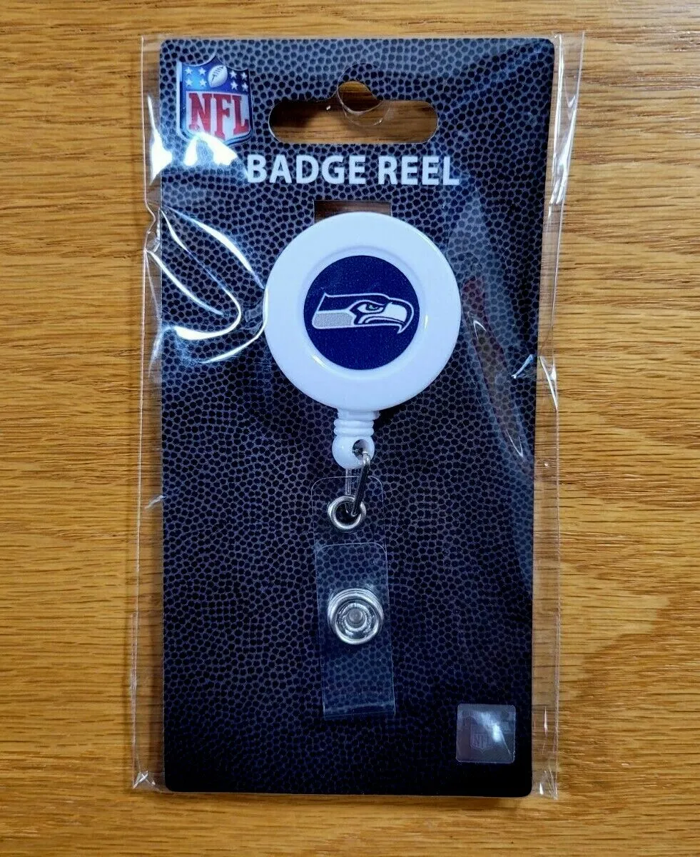 SEATTLE SEAHAWKS Aminco Plastic Retractable I.D. Holder Badge Reel - BRAND  NEW