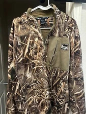 Banded Insulated Pull over MAX 5
