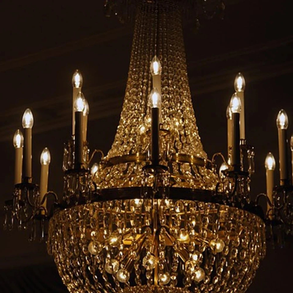 10 Pack Candelabra Torpedo 40W E12 Base 125 V Decorative 10 Pack, 40w light new - Image 2 of 4