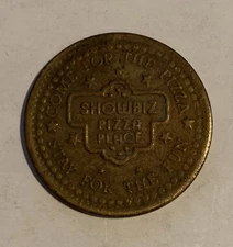 SHOWBIZ PIZZA PLACE GAME PLAY COIN BRASS TOKEN