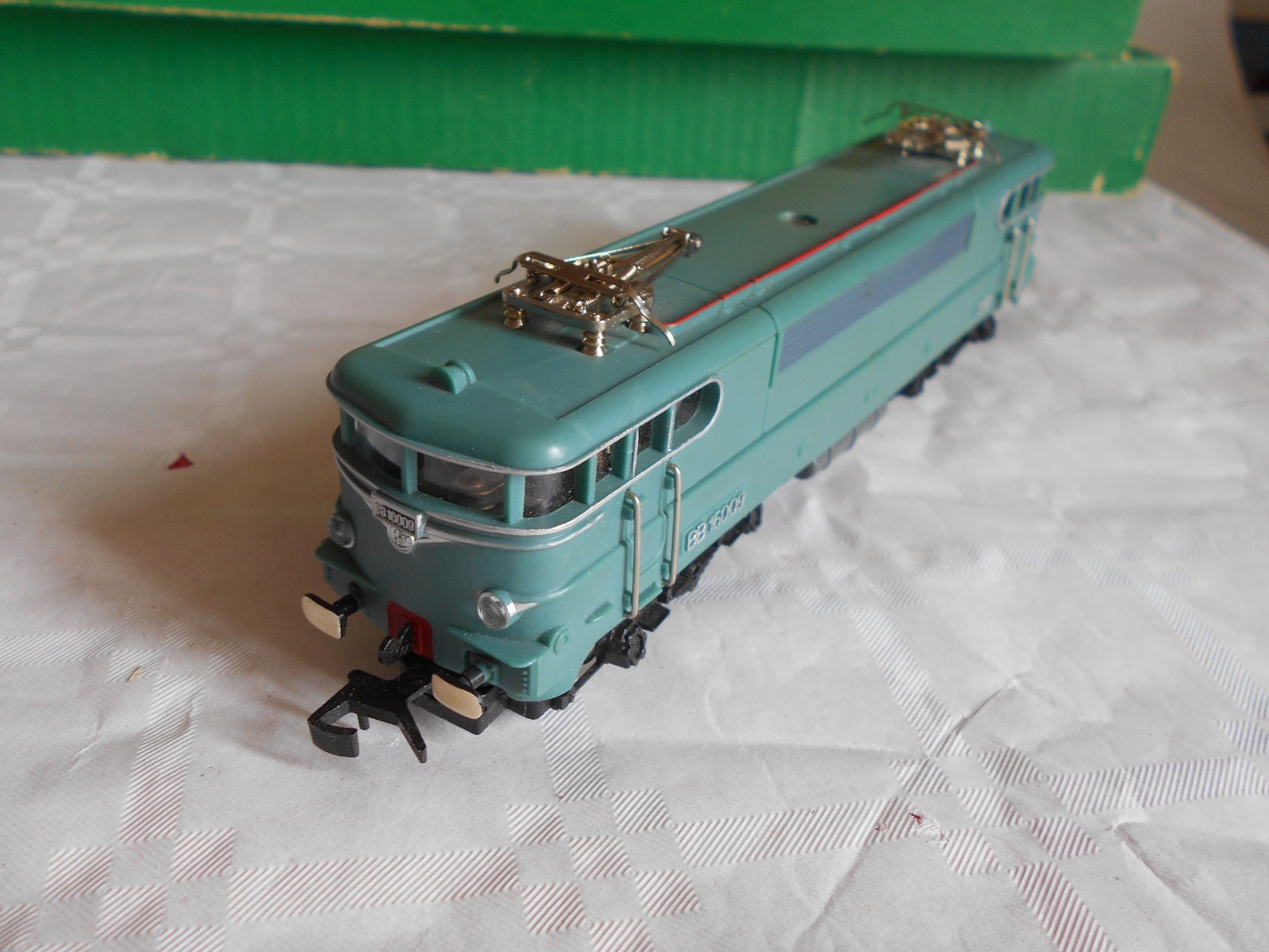 Picture 9 of 13