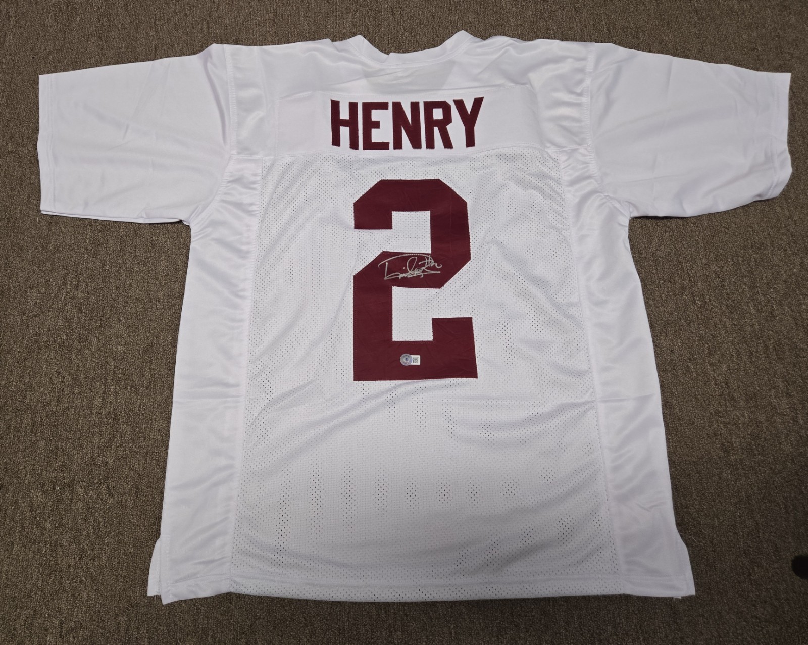 Derrick Henry Autographed Signed Alabama Crimson Tide White XL Jersey Beckett Auto Ravens 