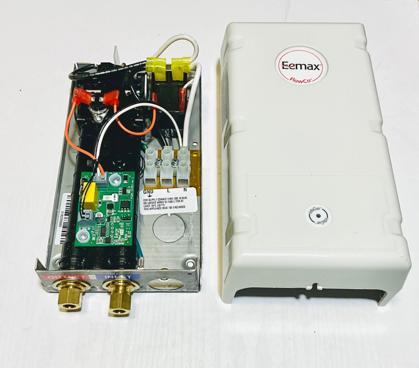 SPEX3512 Flowco 3.5 Kilowatt 120 Volt Electric Point of Use Water Heater , White