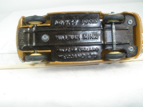 Made in England Dinky Toys #40f Hillman Minx SUPER CONDITION - Picture 11 of 11