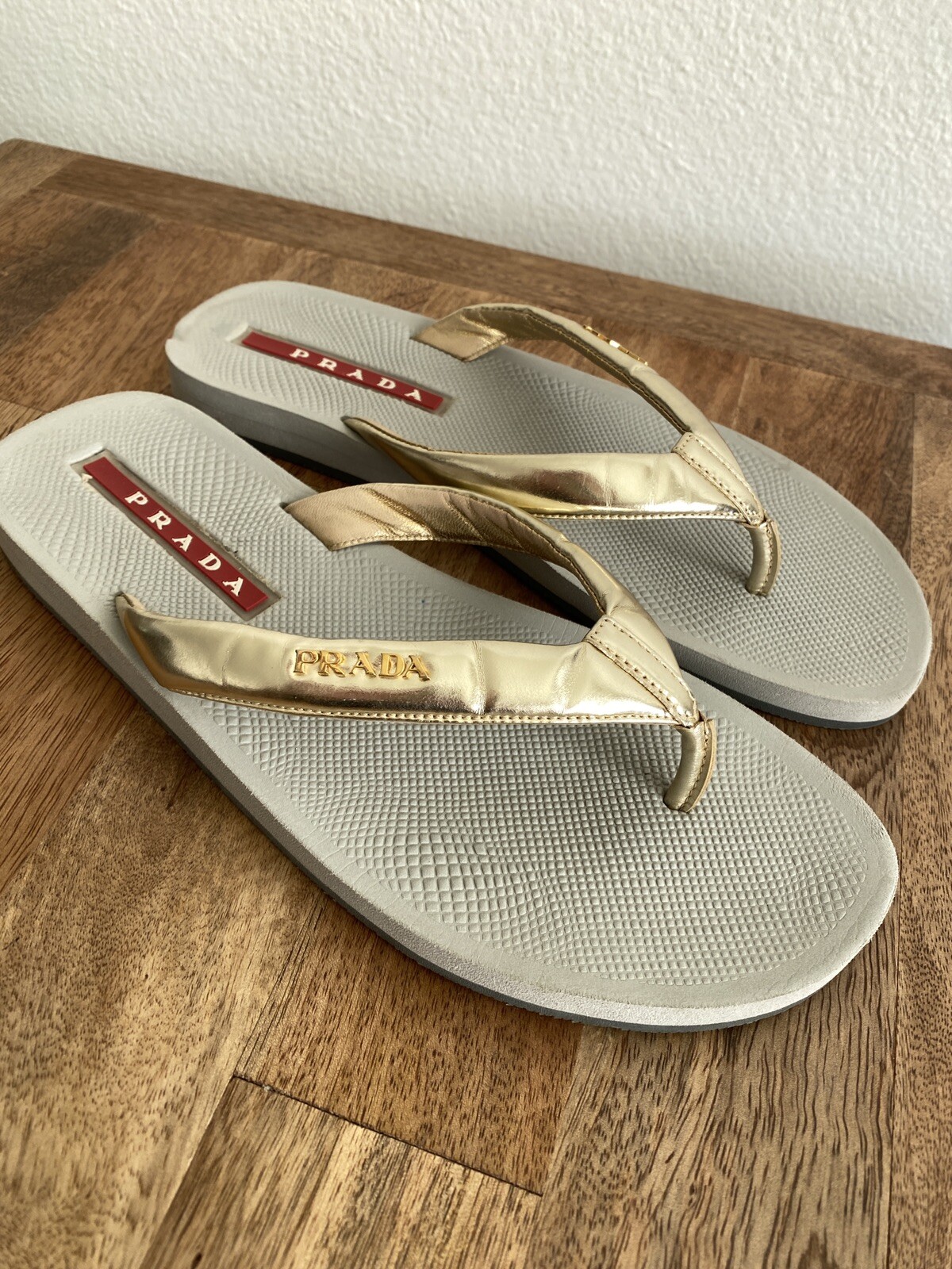 PANTOFOLA D’ORO PRADA INFRADITO PERIZOMA ORO SANDALI SCARPE CIABATTE PELLE SLIDES BALLERINE 7 37
