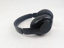 Beats Studio3 Bluetooth Headphones With Case No Charger