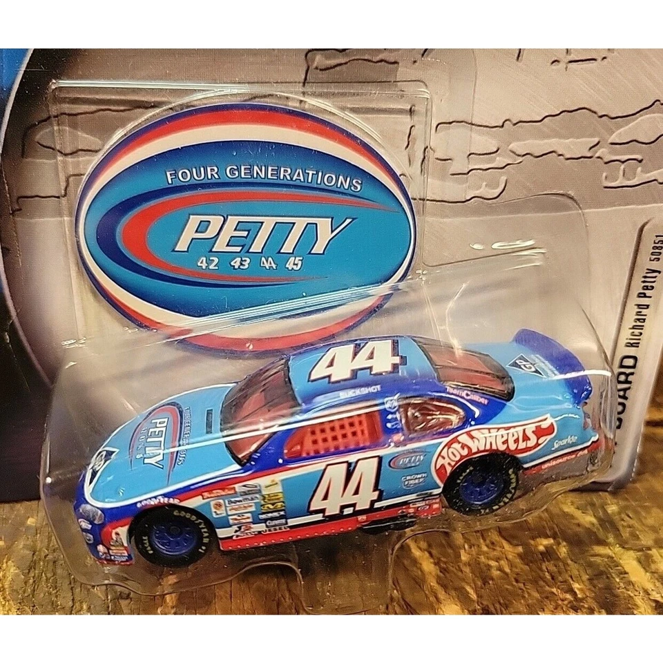 Hot Wheels 2001 Racing - Pit Board #44 Richard Petty Foto 2 de 3