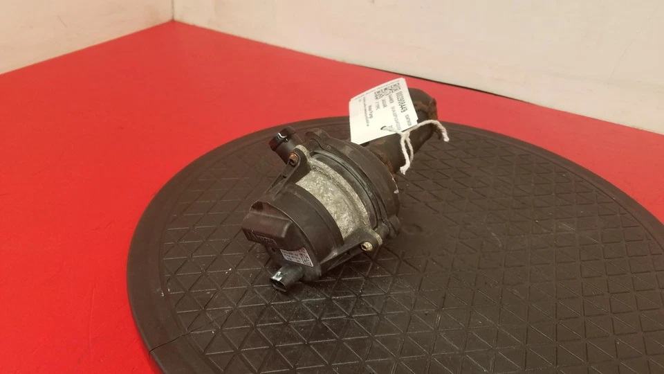 BOMBA DE AGUA AUXILIAR JAGUAR TIPO F X152 EX53-8501-AA Foto 4 de 4