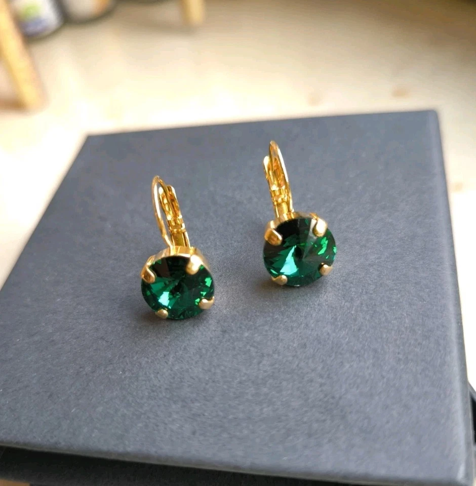 Ohrringe mit Swarovski Rivoli Crystal 10 mm in Emerald Farbe 💚