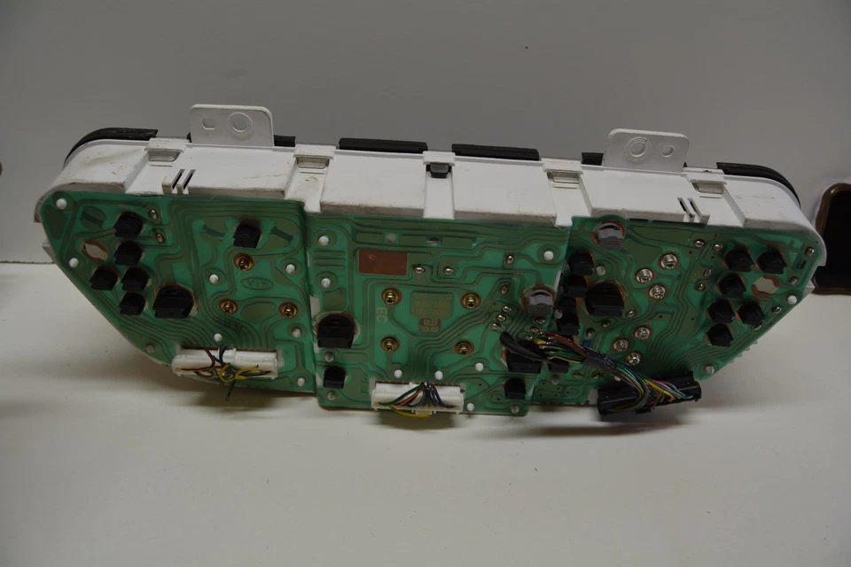 Cuadro de instrumentos KIA SEPHIA 2000-2001 velocímetro millas 187288 OEM, 257-61496 Foto 3 de 4