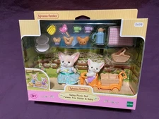 Sunny Picnic Set Fennec Fox Sister & Baby NEW Calico Critters Sylvanian Families