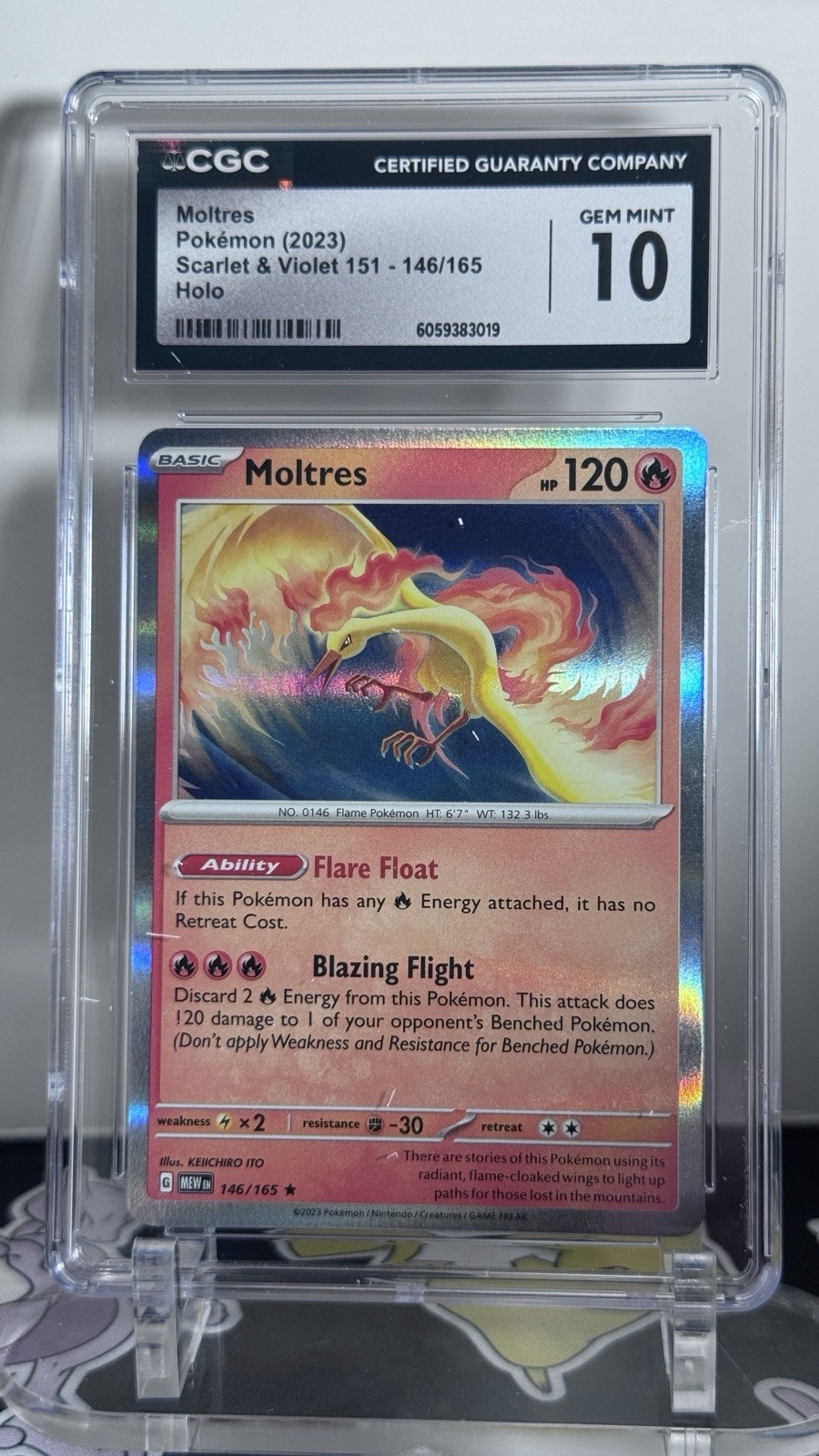 CGC 10 Moltres Holo 146/165 Scarlet & Violet 151 2023 MEW EN Pokemon Card
