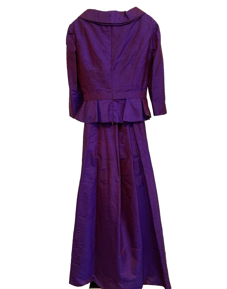 Conjunto de falda y blusa formal de boda manga 3/4 púrpura talla 8 de La Cassia by Karen Foto 4 de 4