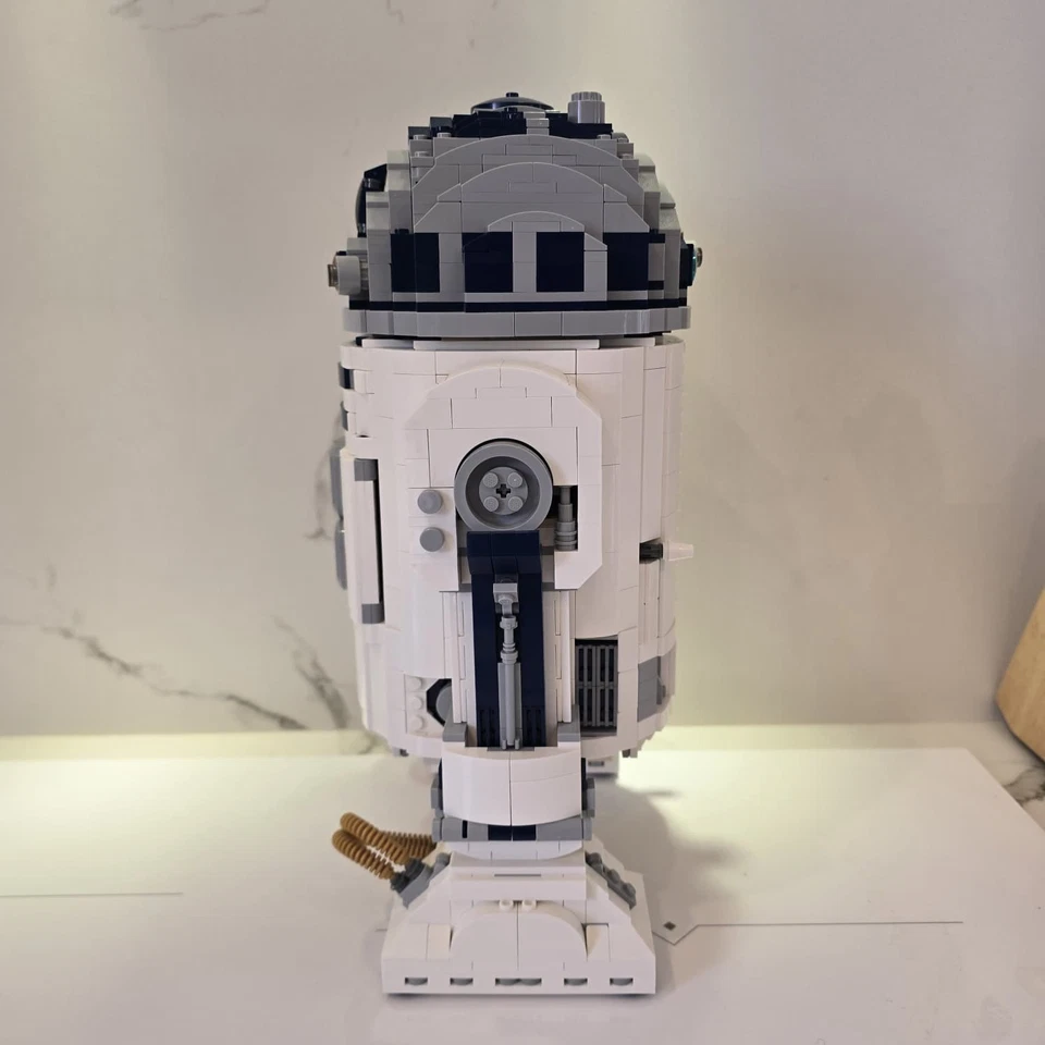 LEGO 75308, photo 3 sur 5
