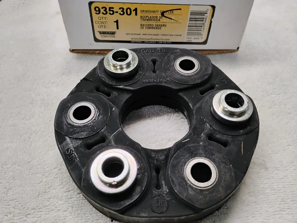 Dorman 935-301 Driveshaft Flex Coupler fits Chrysler Dodge models OE 5140311AA Foto 3 de 4