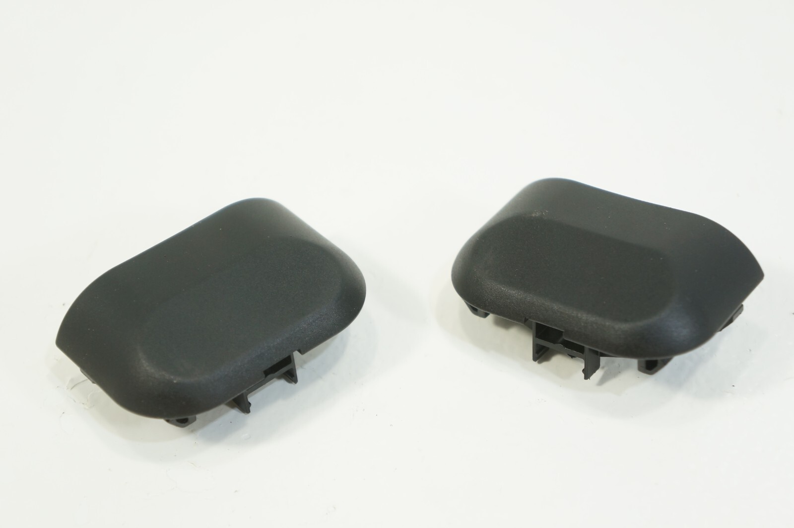 OEM 2014-2020 Maserati Ghibli windshield washer nozzle spray genuine pair 2 pc