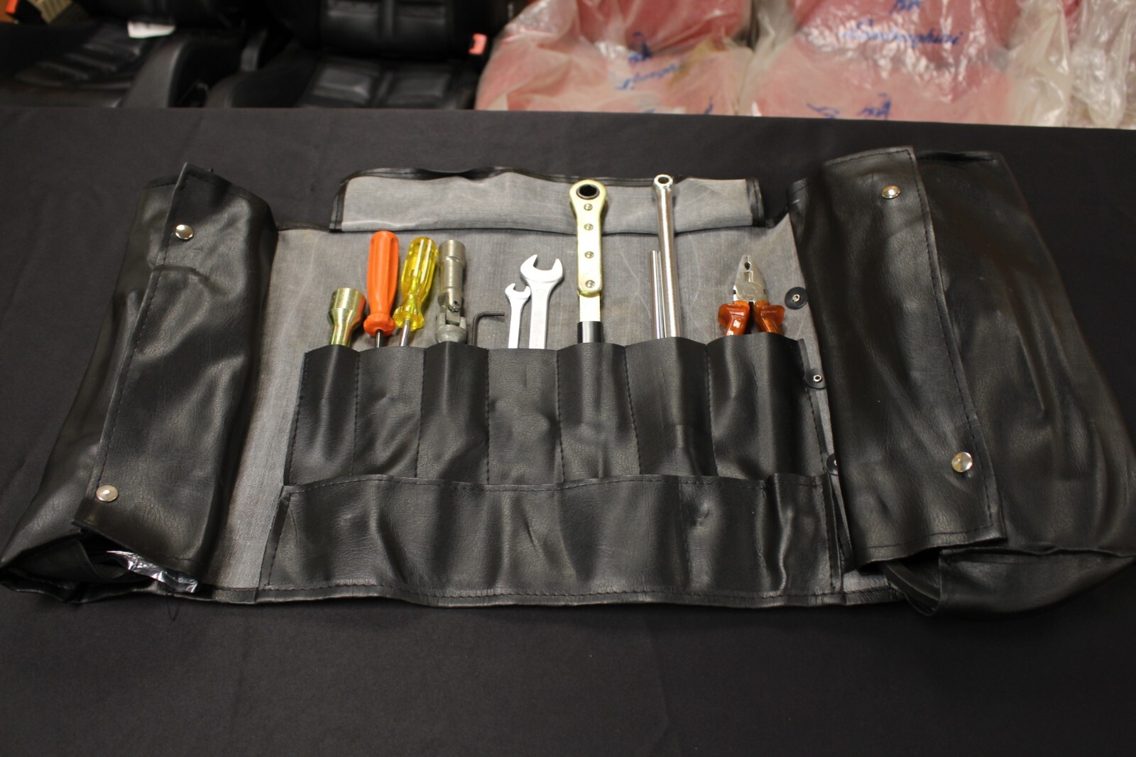 ORIGINAL Lamborghini Countach Single Strap Toolkit LP500 LP5000 5000QV 5000S